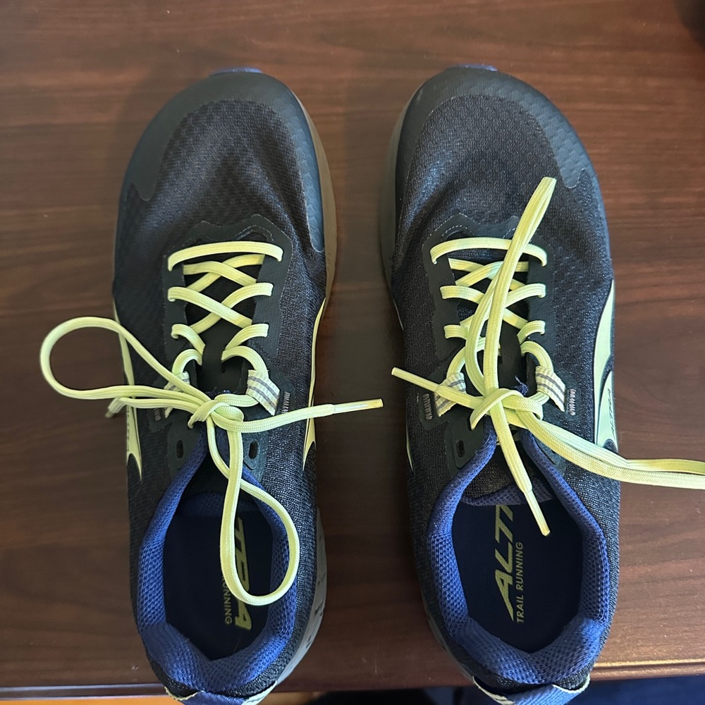 Altra Men’s Outroad 3 Running Shoes